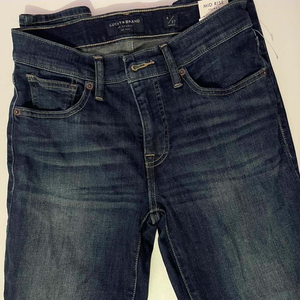 Vintage Dark Wash Midrise Lucky Brand Jeans
